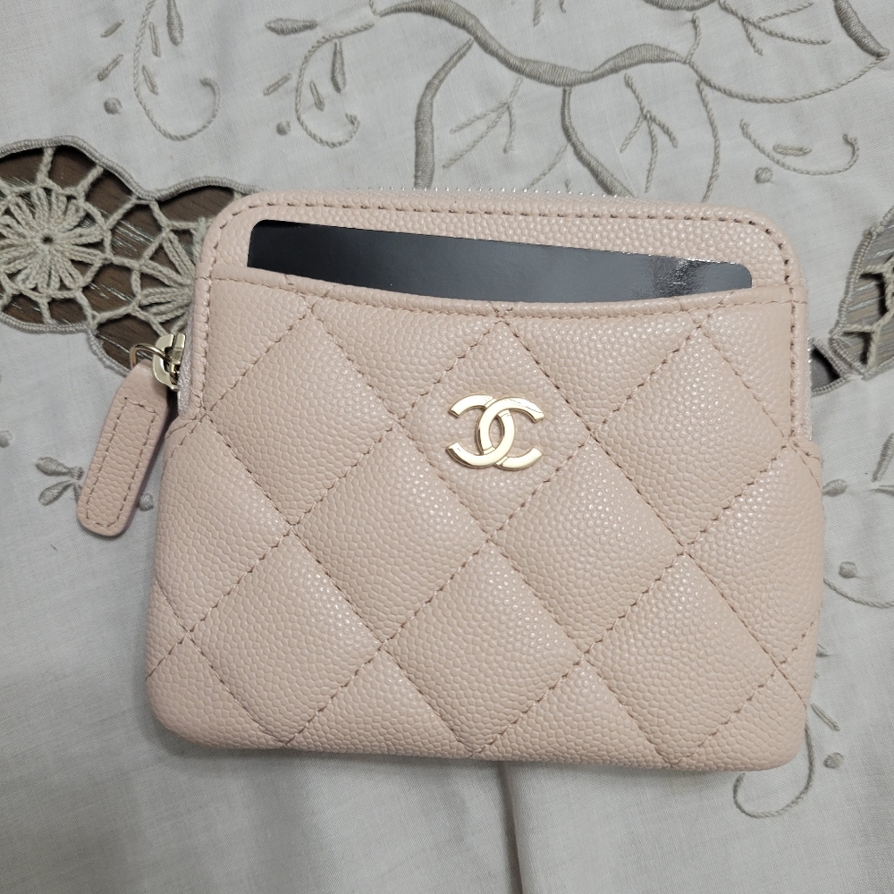 ***SOLD*** Chanel round zippy wallet KEPT UNUSED